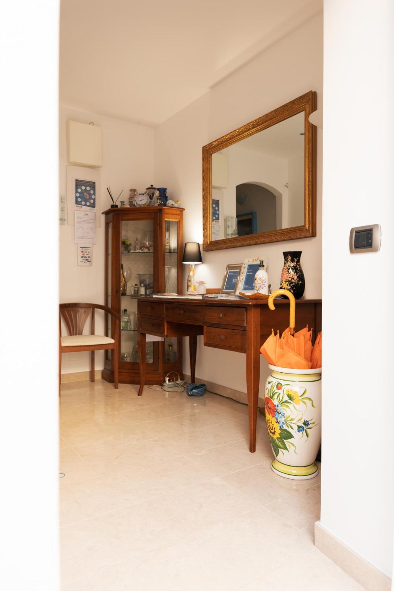 ポルト・レカナーティ Mare Divino Bed & Breakfast エクステリア 写真